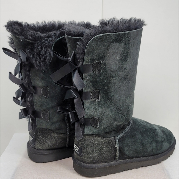UGG Australia Bailey bow tall boot size 3 kids - Picture 4 of 11